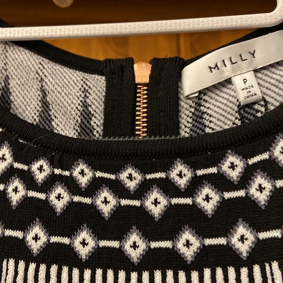Milly Woman’s Graphic Jacquard Flare Shell-Blavk/White Petite NWT - Picture 4 of 8